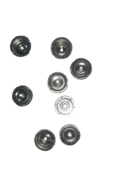 Metal lug caps for containers
